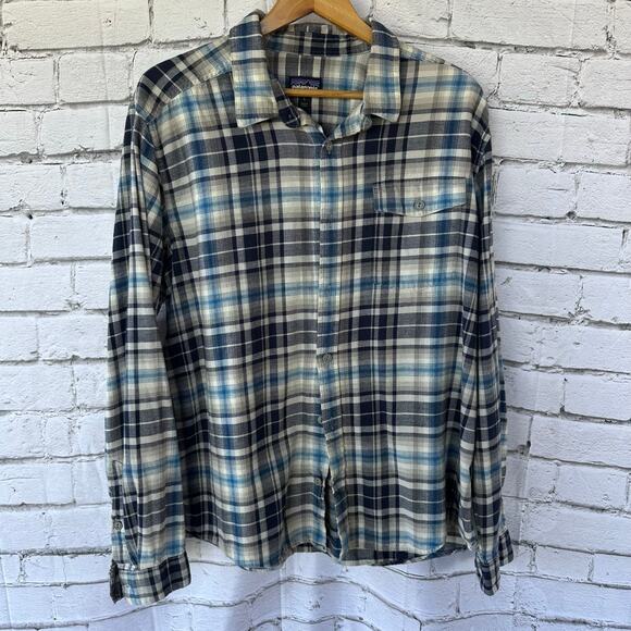 Preowned Patagonia Blue Plaid Button  Up Flannel  Organic Cotton Men's Large EUC - Picture 1 of 13